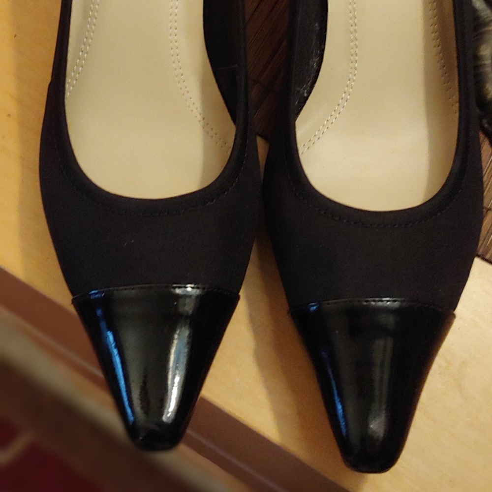 Mint condition Carol Little heels